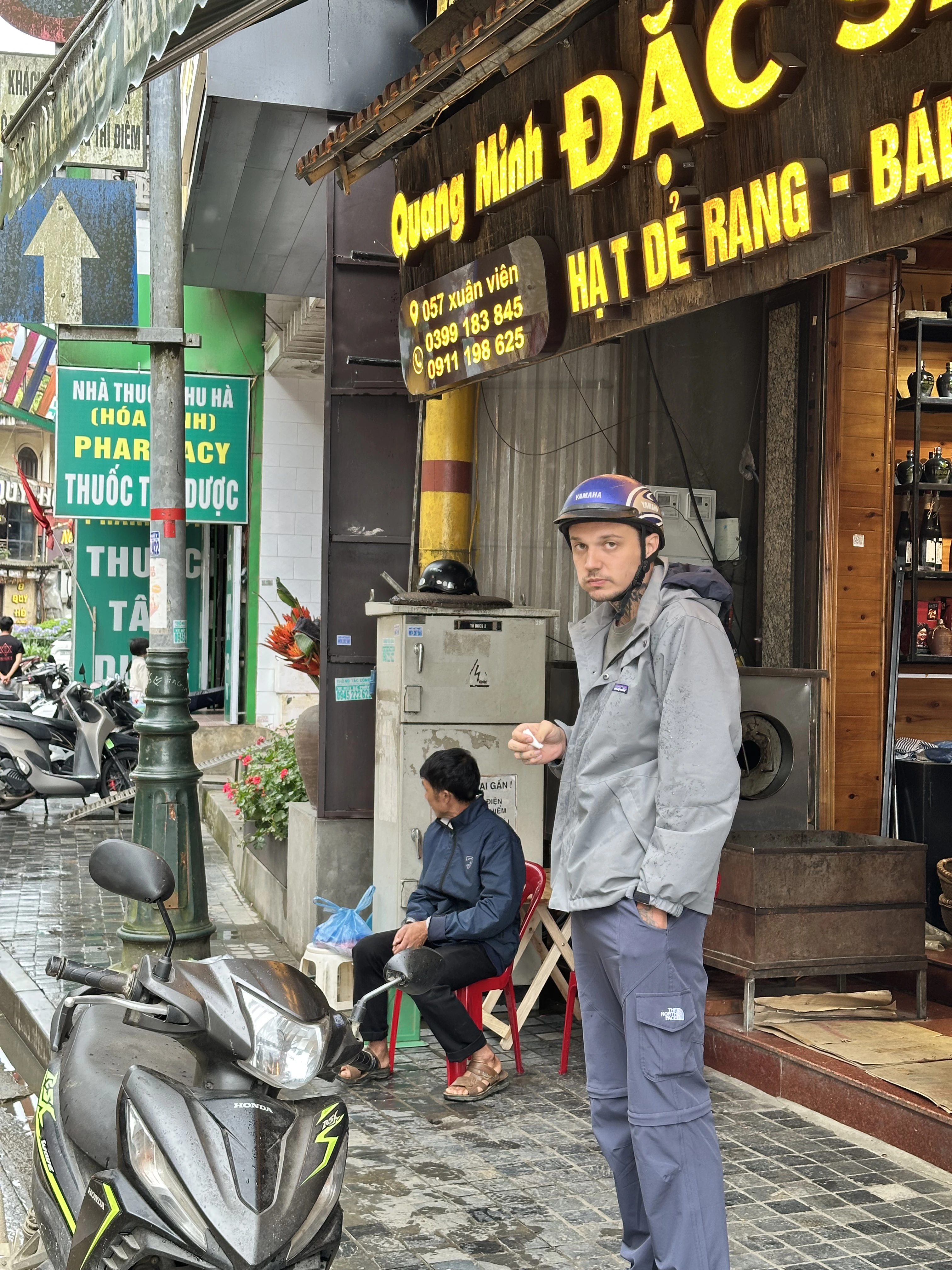 Vietnam'da Sokak Yemeği: Günde 3$ ile Nasıl Doydum? (Ve Hastalanmadım)